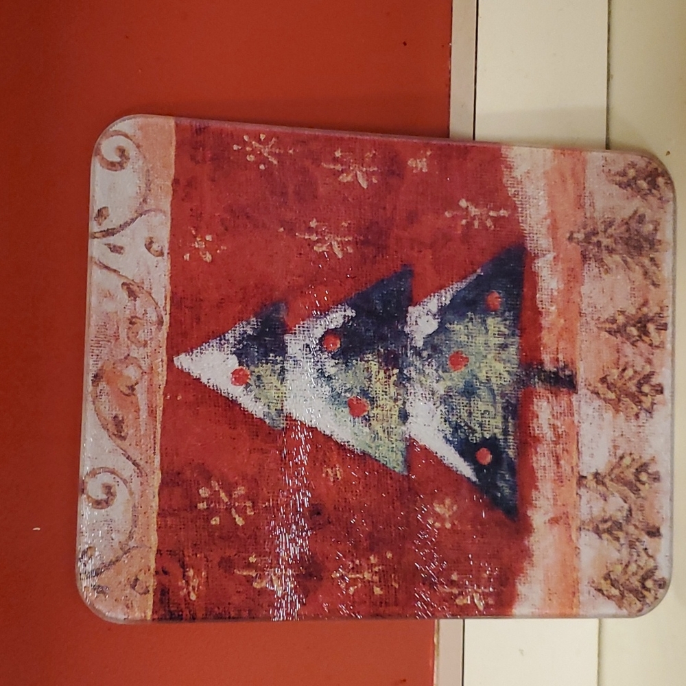 Small Christmas cutting glass board